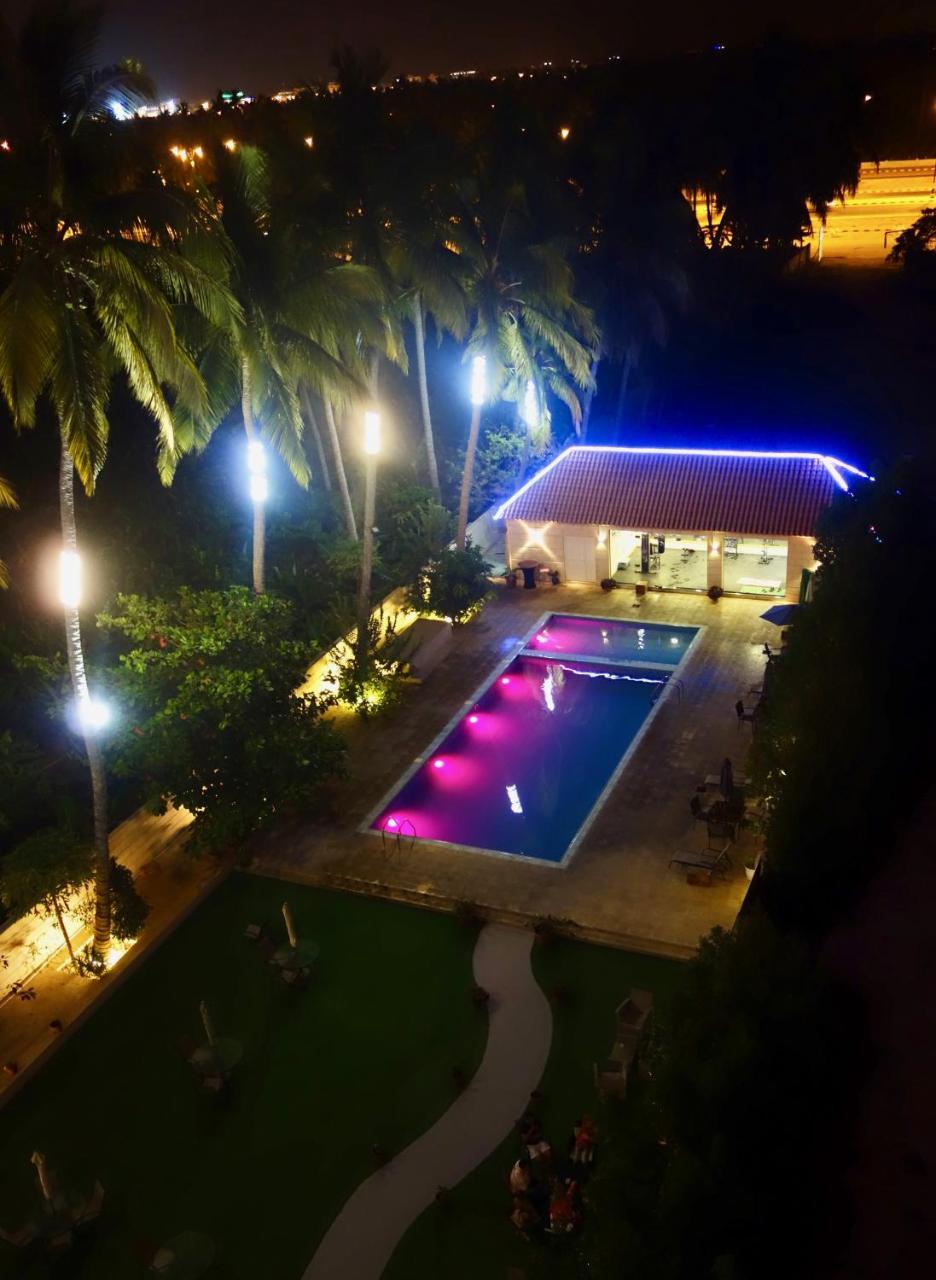 סאלאלה Grand Tayba Hotel מראה חיצוני תמונה
