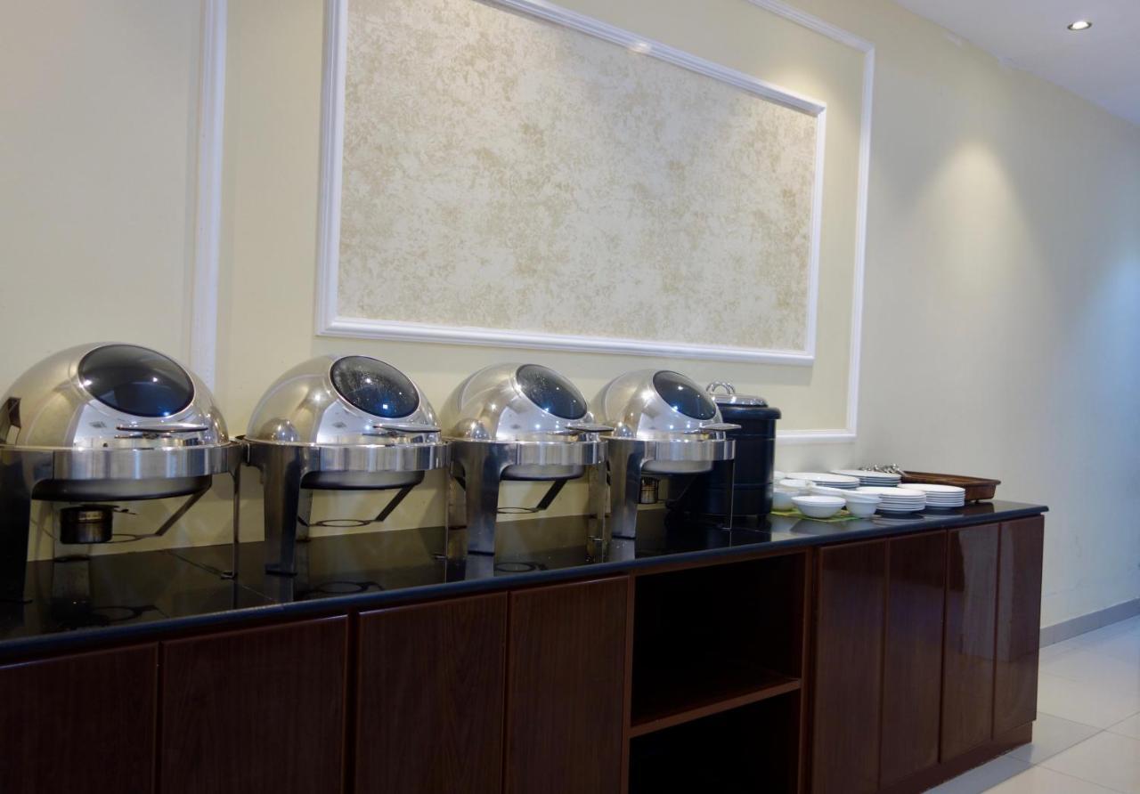 סאלאלה Grand Tayba Hotel מראה חיצוני תמונה